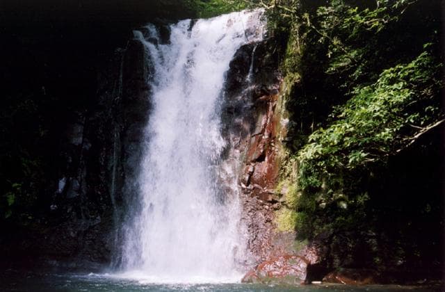 Tonosumi Falls