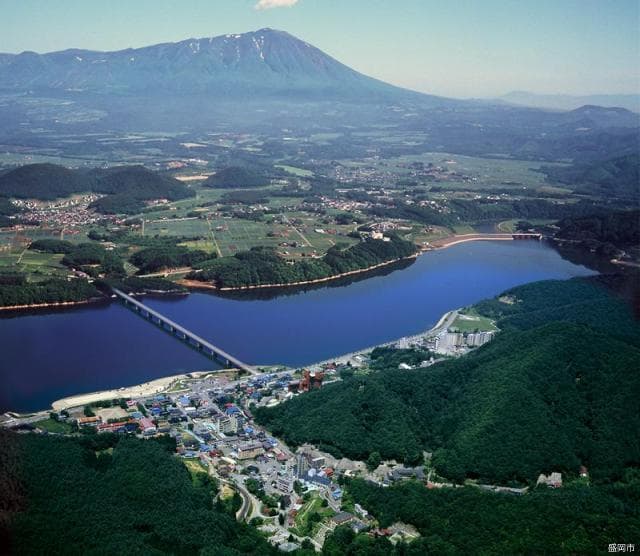 御所湖