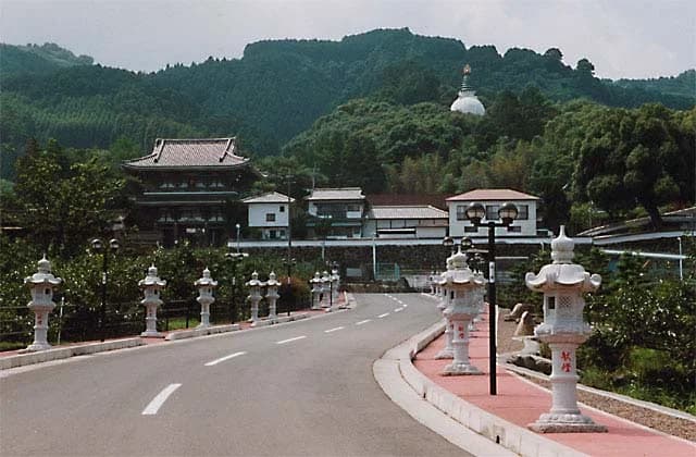 本仏寺(西身延)
