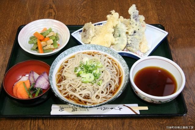 弥助そば