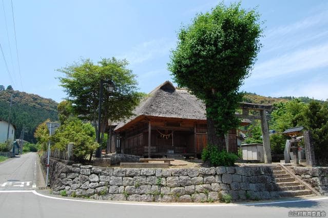 大王神社(夏)