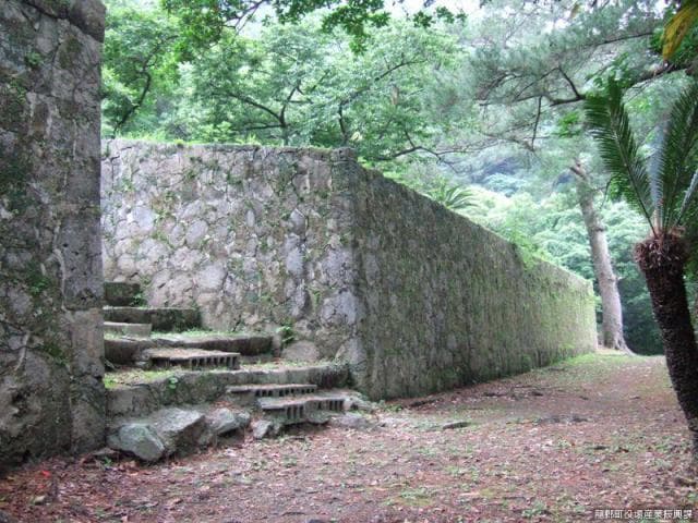 Ryukyu stone wall