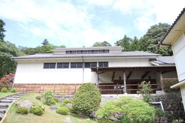 Takezaemon Iriot Memorial Hall