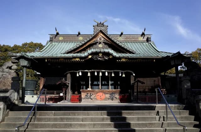 Raiden-jinja Shrine