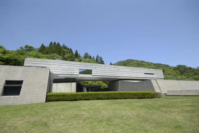 日鉱記念館