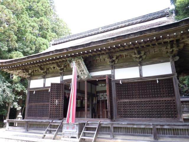 Haiden (a hall of worship)