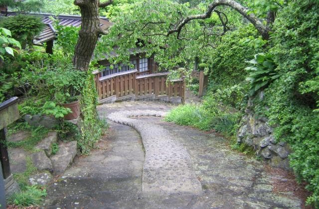 Akazawa-juku stone pavement