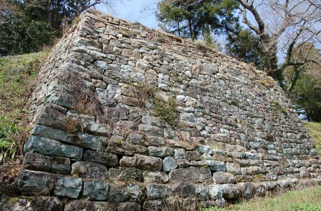 Kanayama Castle Ruins 1