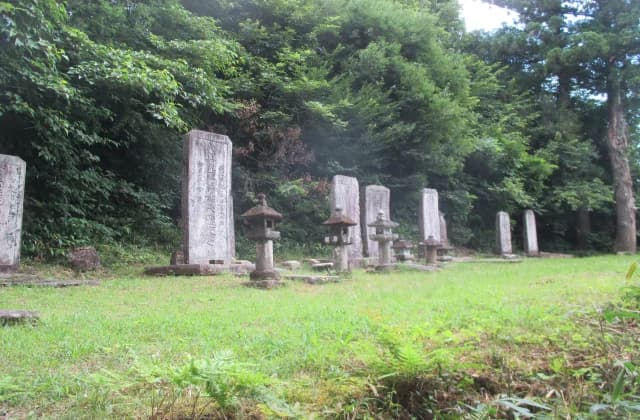 Nakajima Family Mausoleum