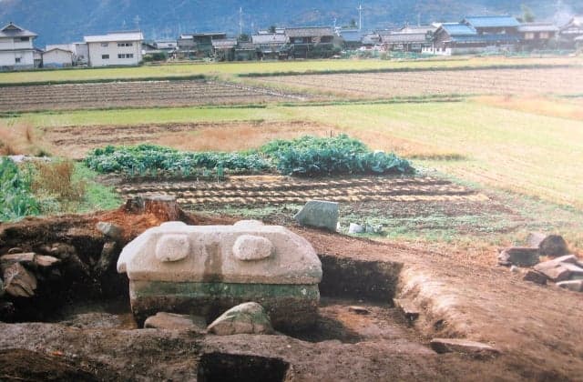 Kamo Inariyama Tumulus