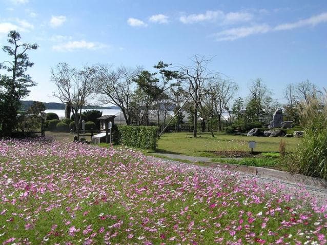 Ruins of Tsurayuki Kino's House