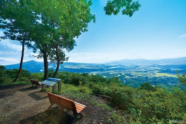 雨乞山頂上からの眺望