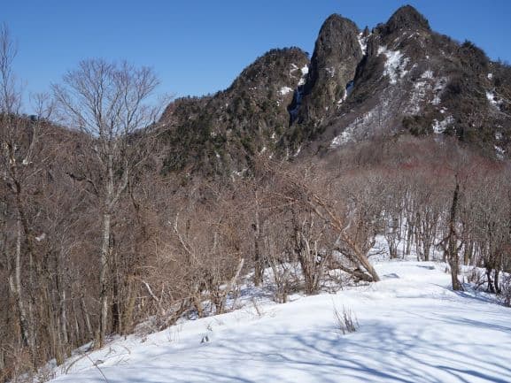 Snow makeup of Mount Katamuki
