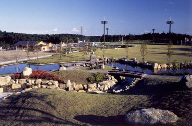 Light and Wind Hill Park