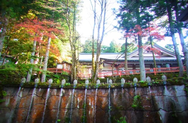 Oiwayama Nisseki-ji Temple 12-branch Taki