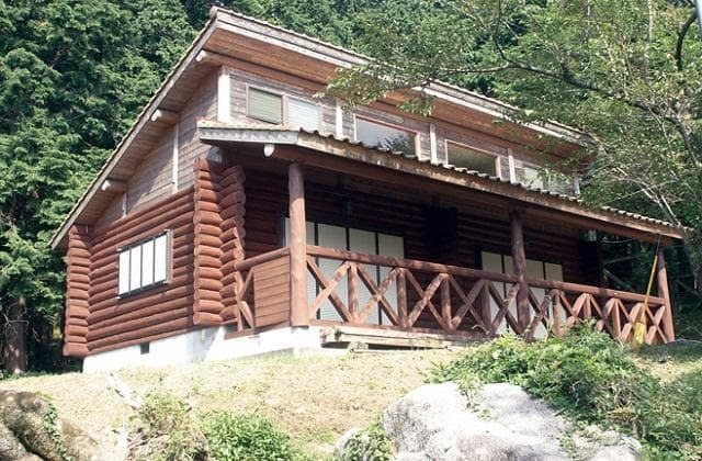 Mamiyama Camp Village