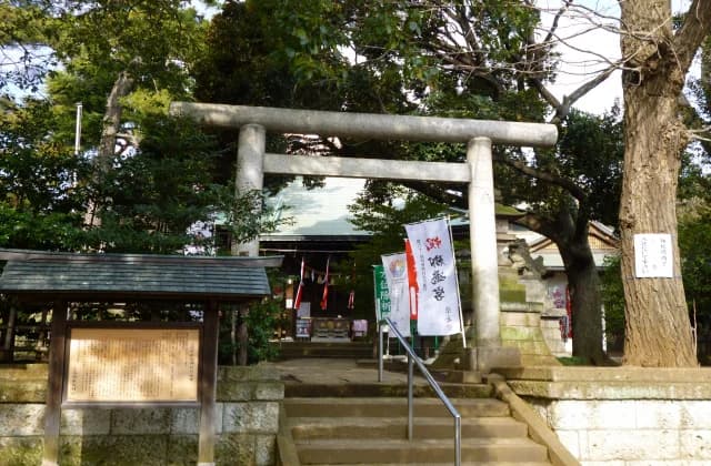 Kamitakada Hikawa-jinja Shrine