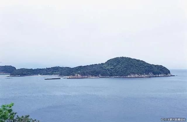 Tsuta Island
