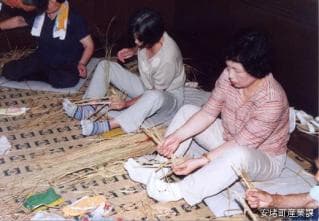 Straw sledding landscape