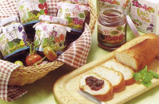 Kokemomo jam, hamanas jam, wild strawberry jam