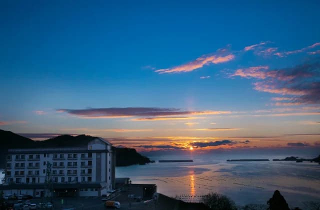 Ofunato Onsen and Sunrise