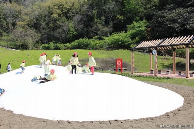 二宮町ラディアン花の丘公園ふわふわドーム