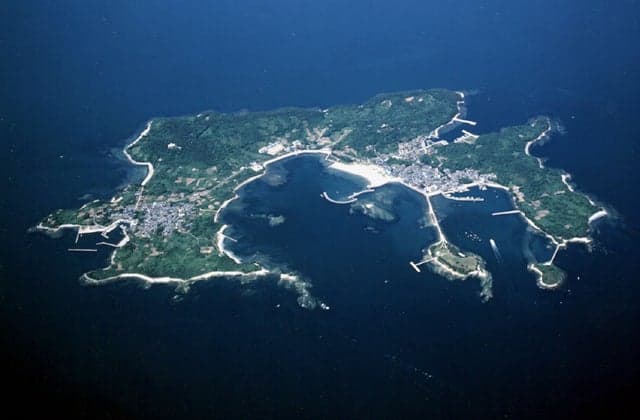 The whole view of Sakushima