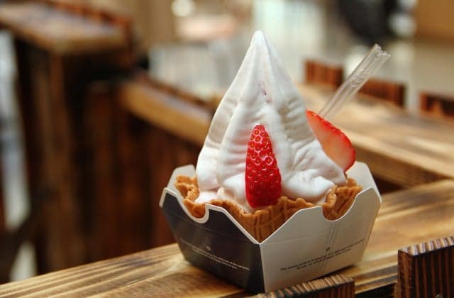 道の駅とようら いちごソフトクリーム