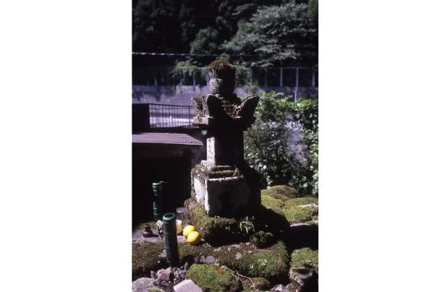 Tomb of Tsunemori Tairano