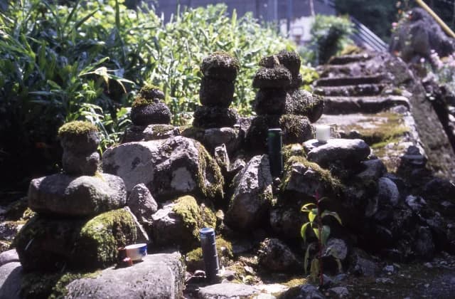 Tomb of Tsunemori Tairano