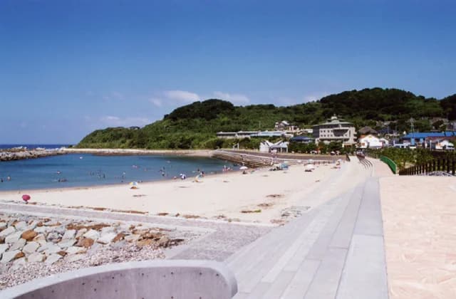 Tomioka Beach