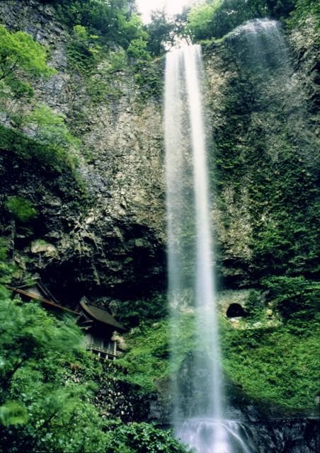 Dangami Falls