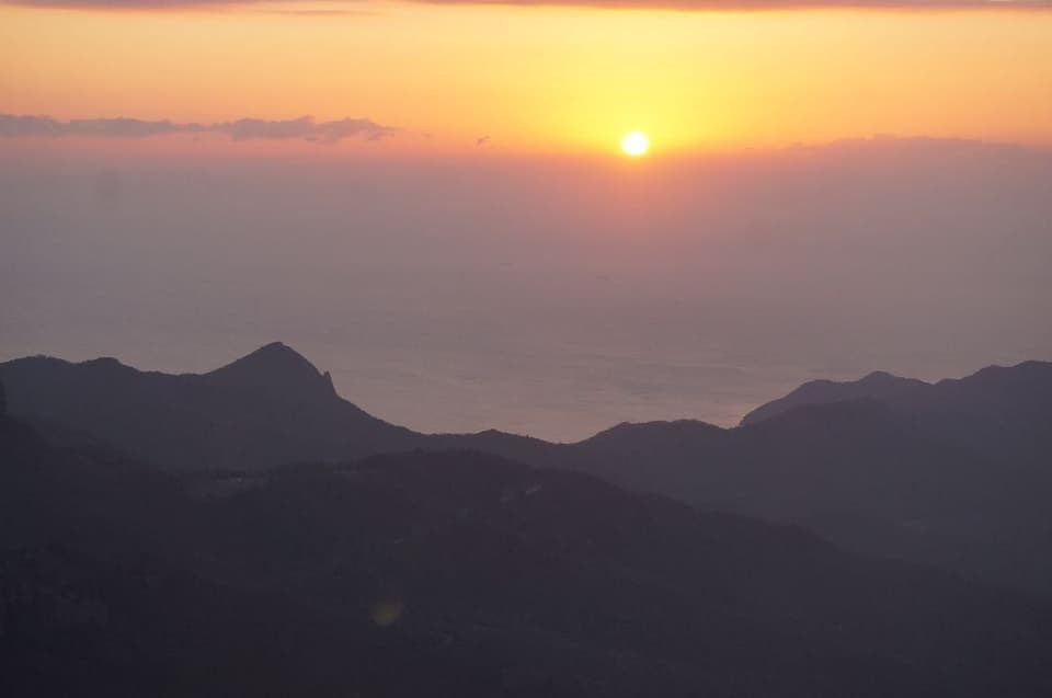 小豆島町 美しの原高原四方指大観望