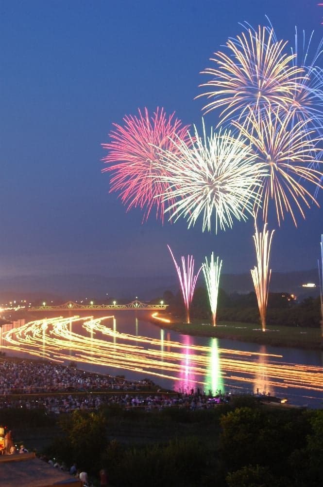 The 64th Kitakami Michinoku Performing Arts Festival Truck Sinking and Fireworks Evening