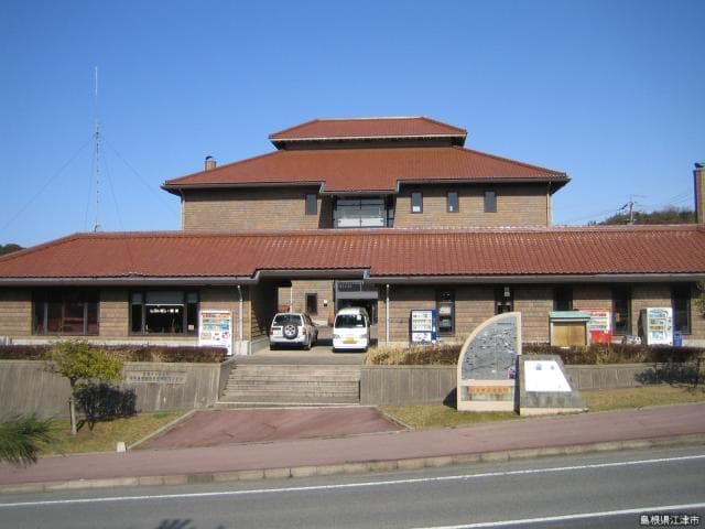 地場産センター(外観)