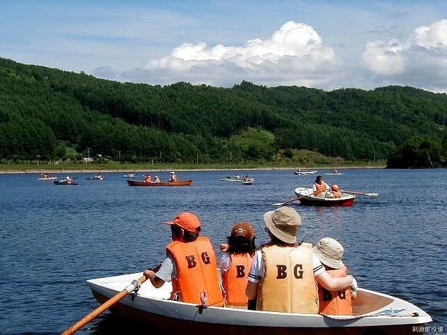 Boat, canoe