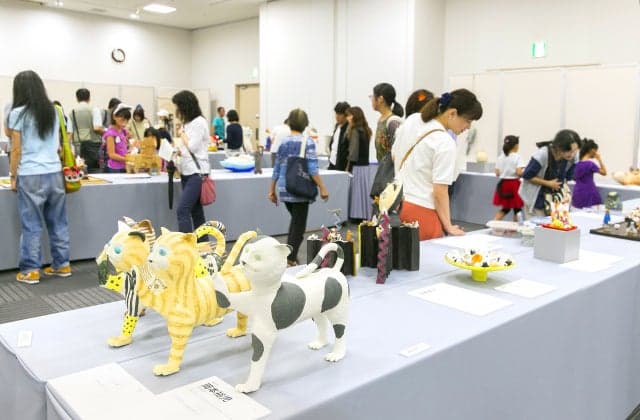招き猫100人展