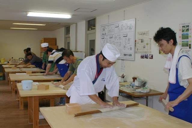 そば打ち講習会