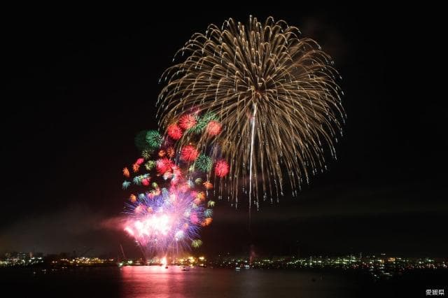 Matsuyama Port Festival (Mitsuhama Fireworks Festival)