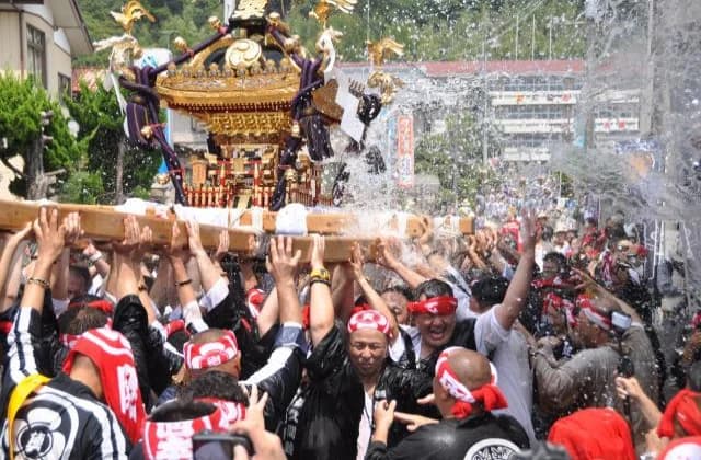 Yaegaki-jinja Shrine Gion Festival