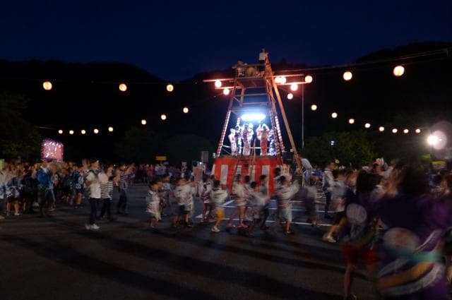 夜の納涼おどり