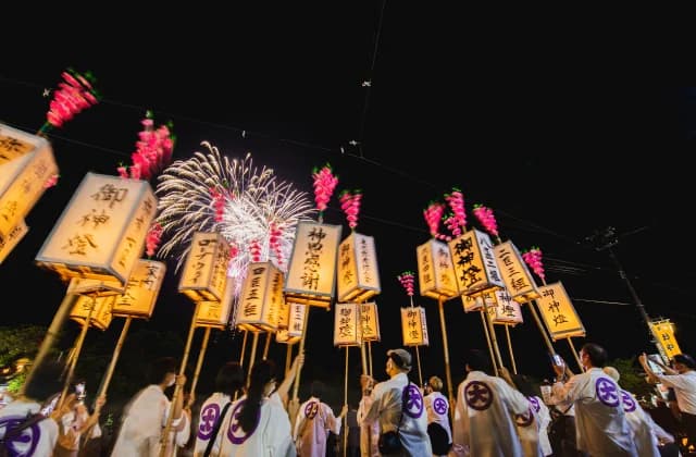 燈籠まつりと花火