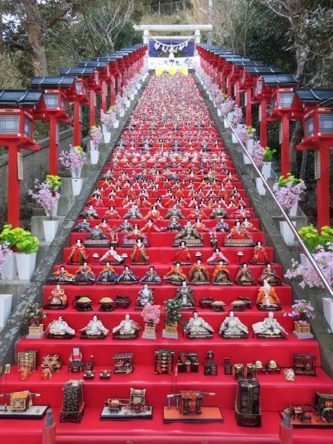 Tomisaki-jinja Shrine
