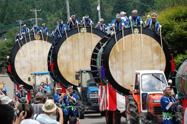 Tsuzuriko Shrine Annual Festival
