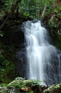 Shinomi 48 waterfalls