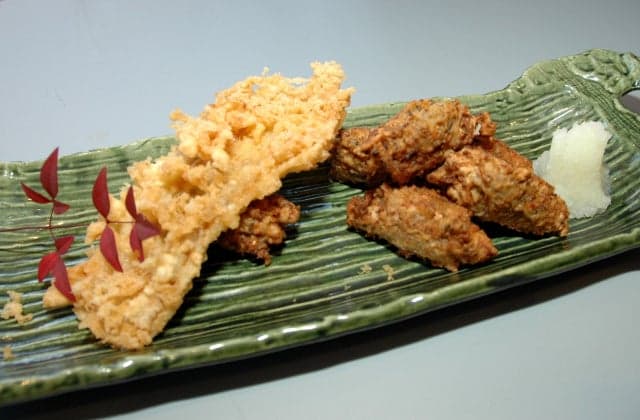 Seawater tempura and sea cucumber fried