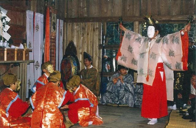 Togane sand-jinja Shrine Dengaku-mai (Arashi-sai Festival)