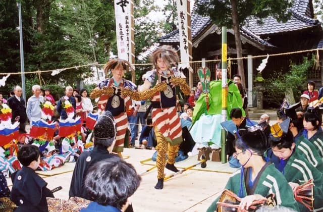 四阿屋神社の御田舞