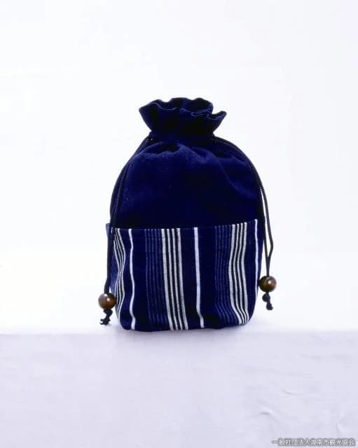 Oomi Cotton Sho indigo dyeing