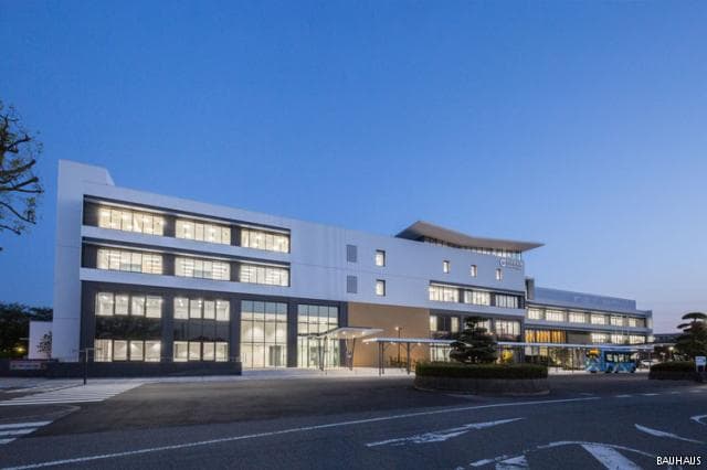 Shirai City Hall (Ying View)